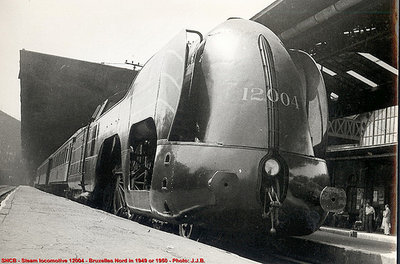 Type 10 en gare de Bruxelles Nord en 1949