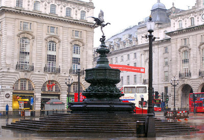 piccadilly-circus-bezienswaardigheden-in-lo-2(p location,1335)(c 0).jpg
