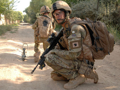 British_army_soldiers_new_MTP_Multi-Terrain_Pattern_combat_field_uniforms_camouflage_United_Kingdom_013.jpg