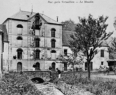 Troussalet-Déversoir-Moulin de Vauptin.jpg (205.19 Kio) Vu 13660 fois Carte postale de l'arrière du moulin datée 1910/1914