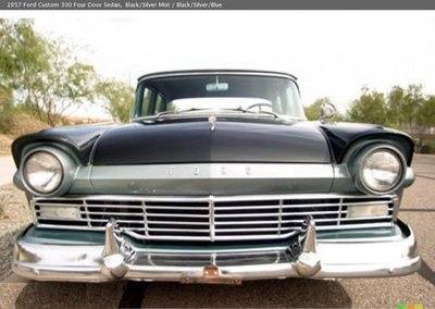 Ford Custom 4 door Sedan 300 1957.jpg