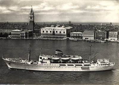 Venice-1958-Dec-postcard_resize.JPG