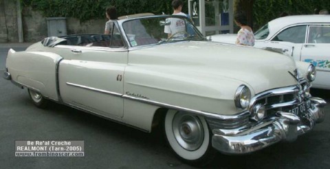 Voiture Pl.90-Cadillac Series 62 Coupé Deville 1952.jpg