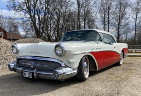 Buick Special Serie 40 -4-door Sedan-1957.jpg